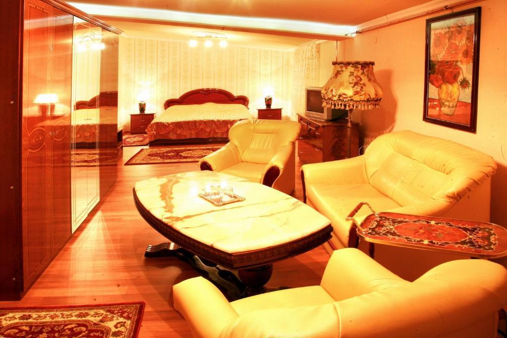 Bastya Wellness Hotel - Nyirbator Luaran gambar
